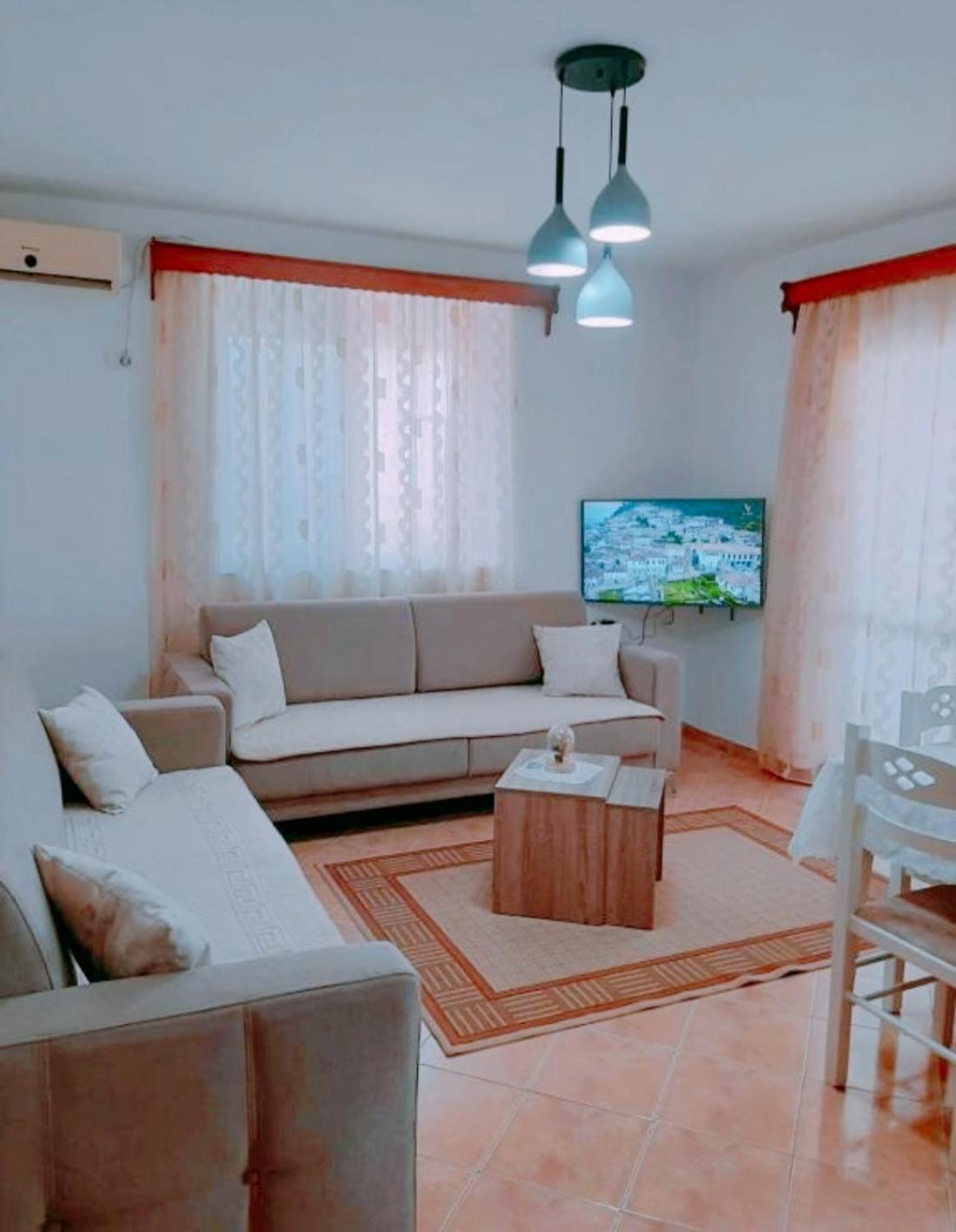Vangert Apartment Berat Exterior foto